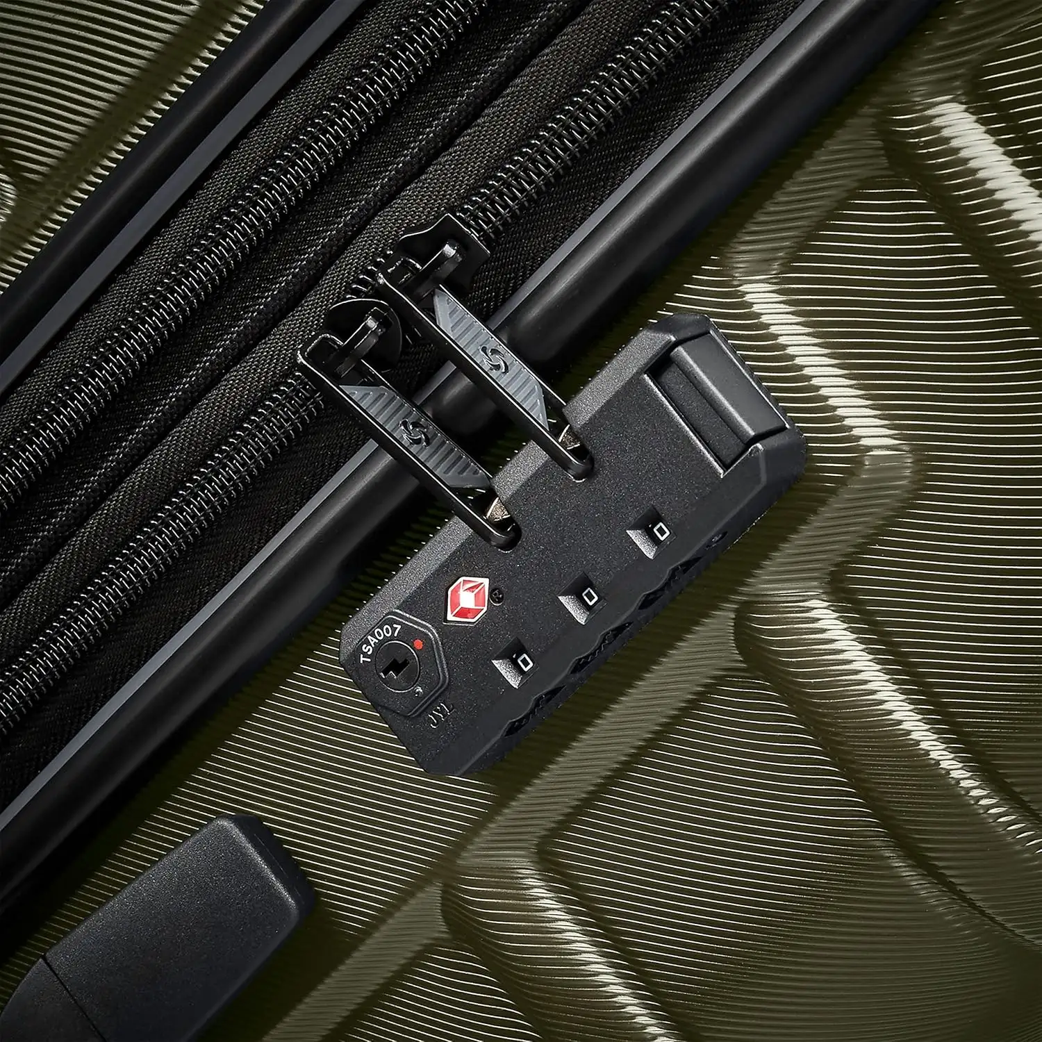 Samsonite Omni 2 Hardside Expandable Luggage with Vita Olive, 2-Piece Set (Carry-onMedium) - 91HP0GnLYoL._AC_SL1500_